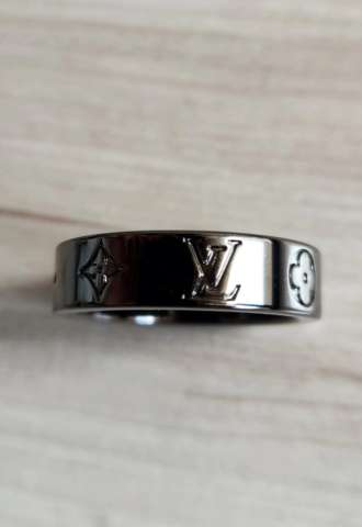 https://vipluxury.sk/Louis Vuitton Prsten