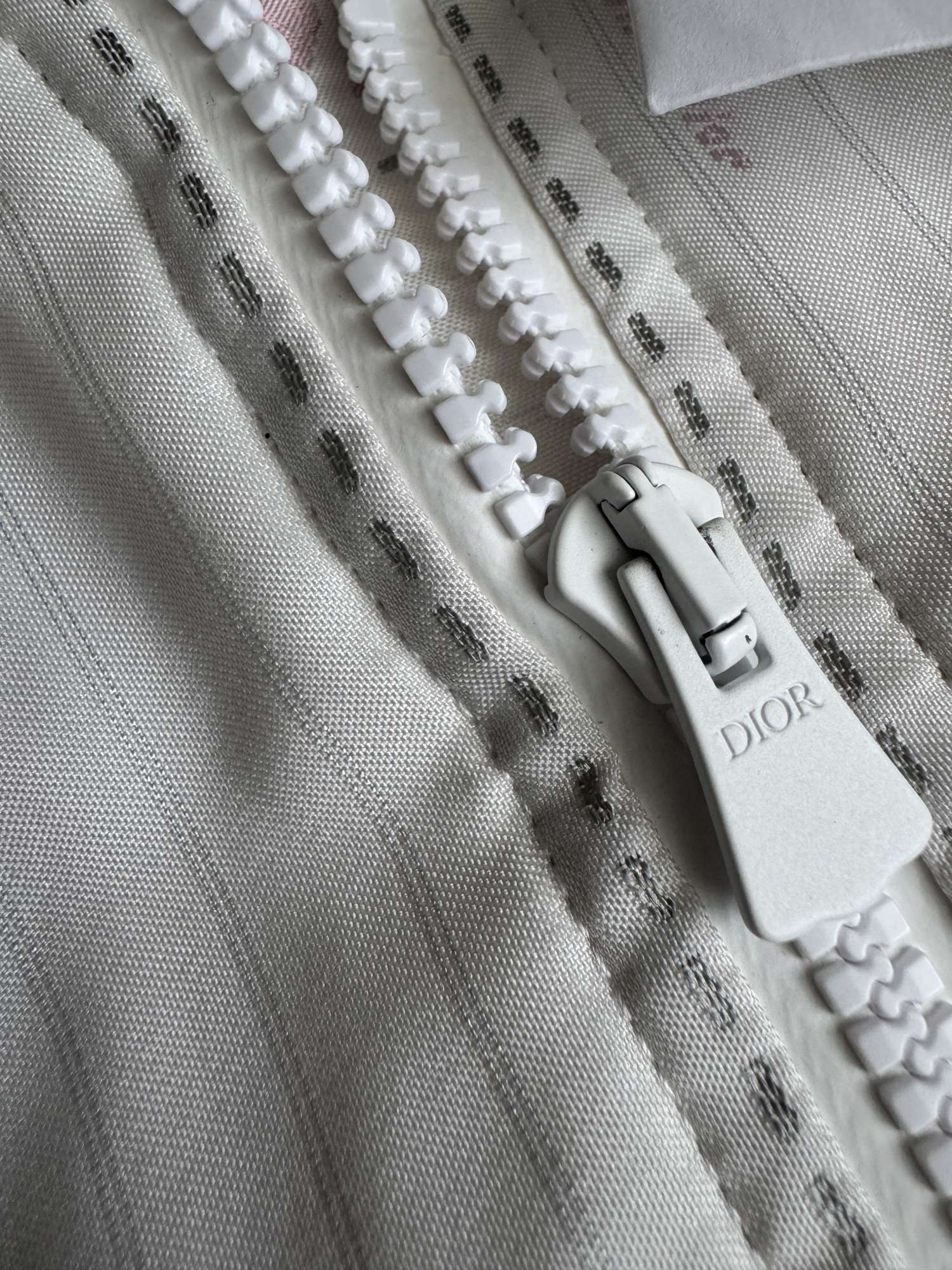 Dior bundička