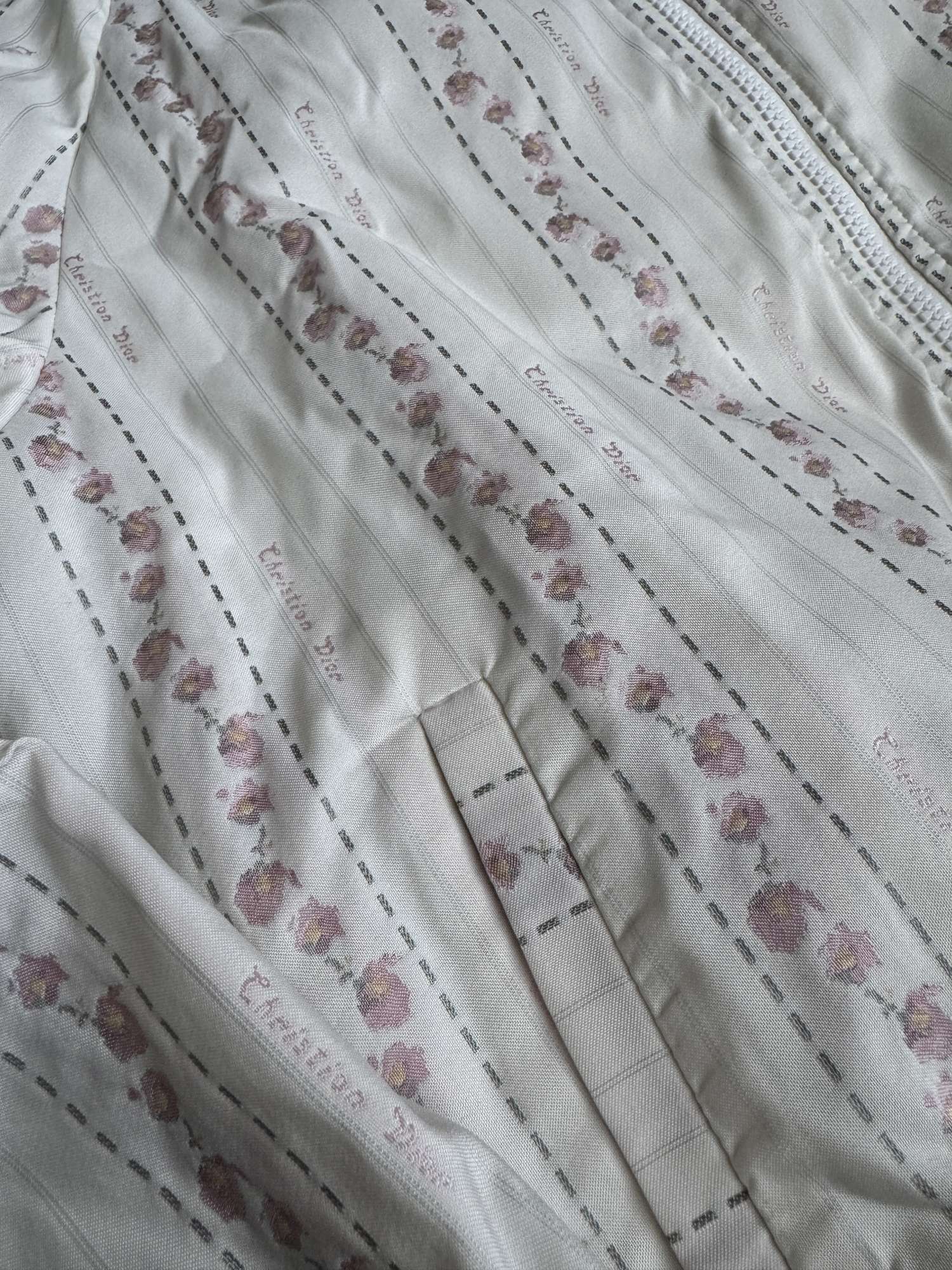 Dior bundička