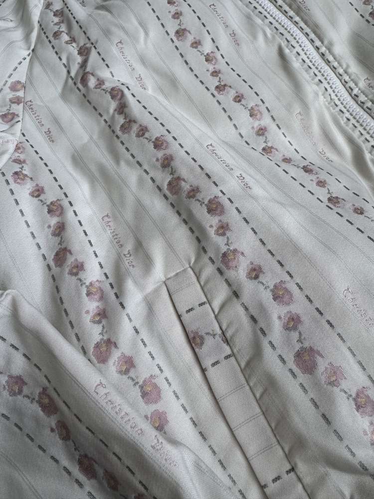 Dior bundička