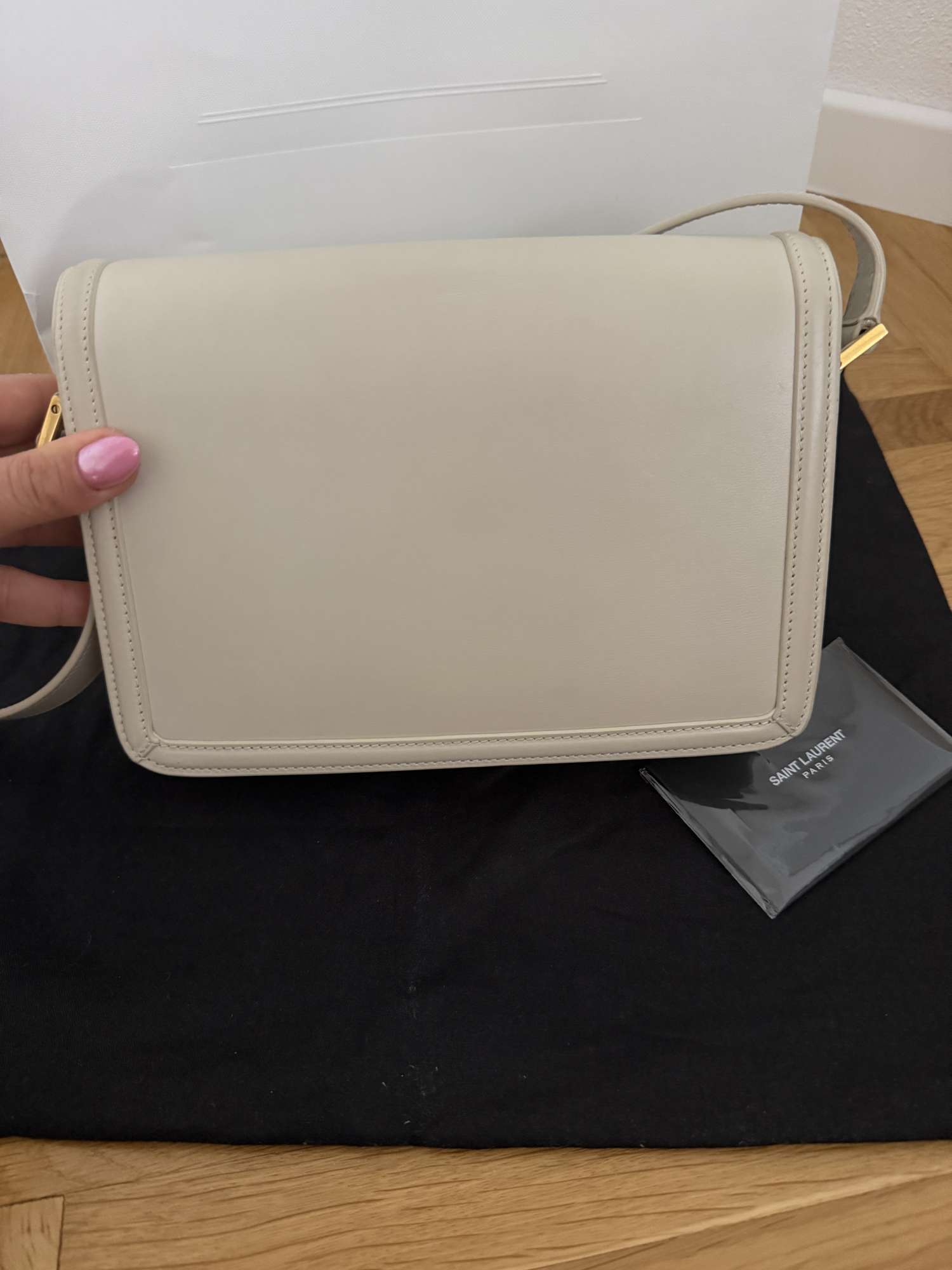 Yves Saint Laurent kabelka