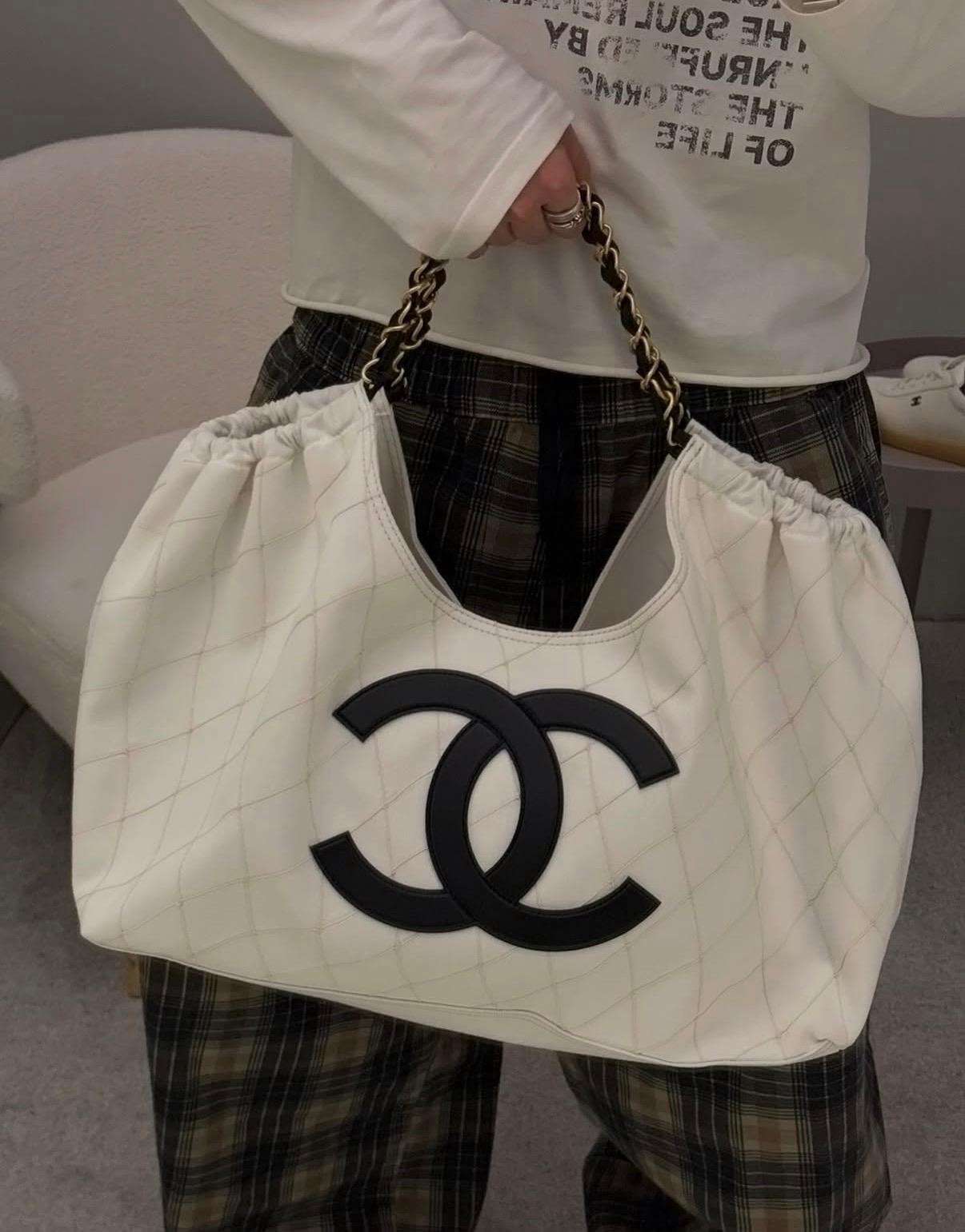 Chanel kabelka