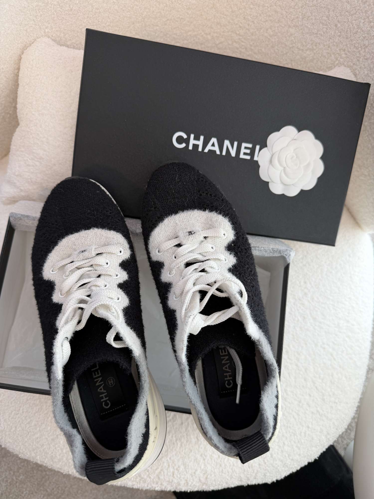 Chanel tenisky