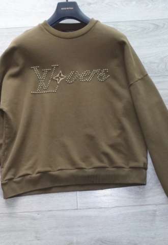 https://vipluxury.sk/Louis Vuitton sveter