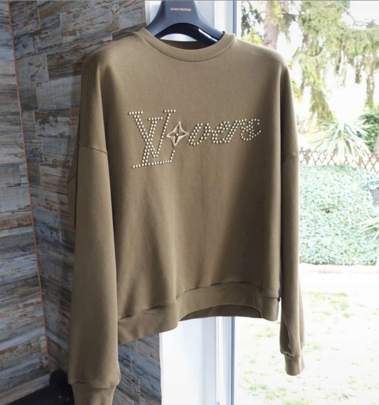 Louis Vuitton sveter
