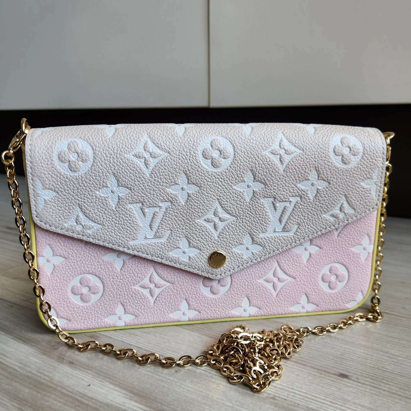 Louis Vuitton Felicie Monogram Empriente