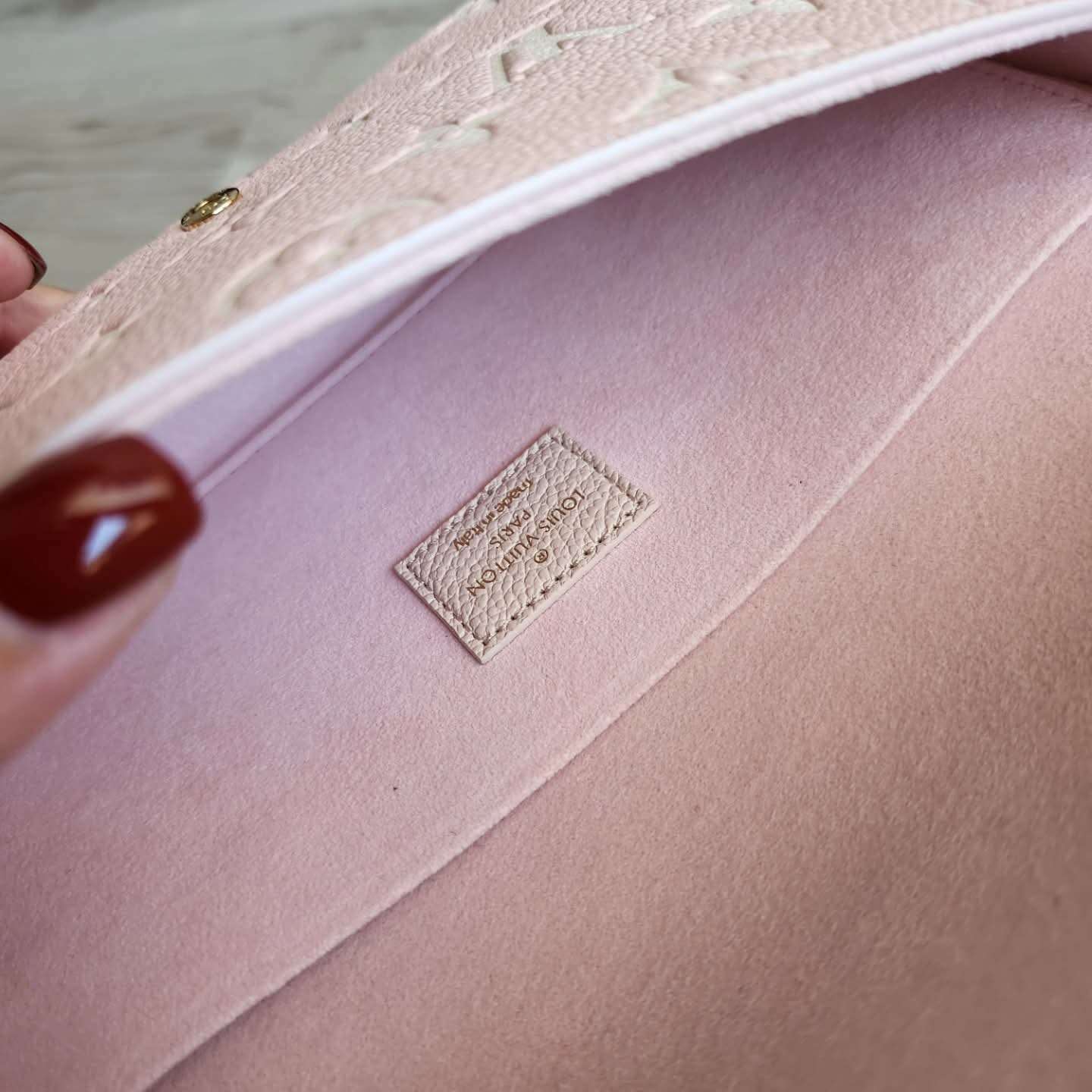 Louis Vuitton Felicie Monogram Empriente