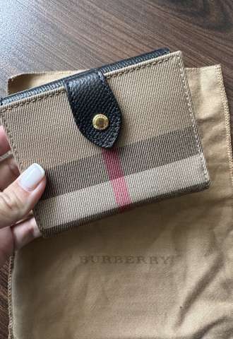 https://vipluxury.sk/Peňaženka Burberry Luna