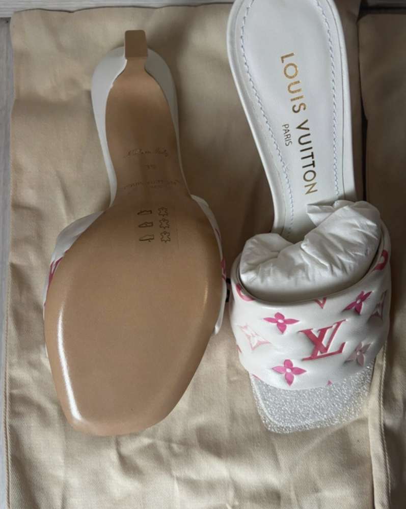 Louis Vuitton sandalky