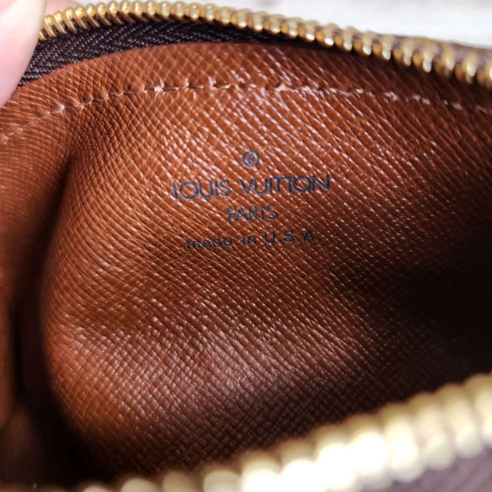 Louis Vuitton Papillon