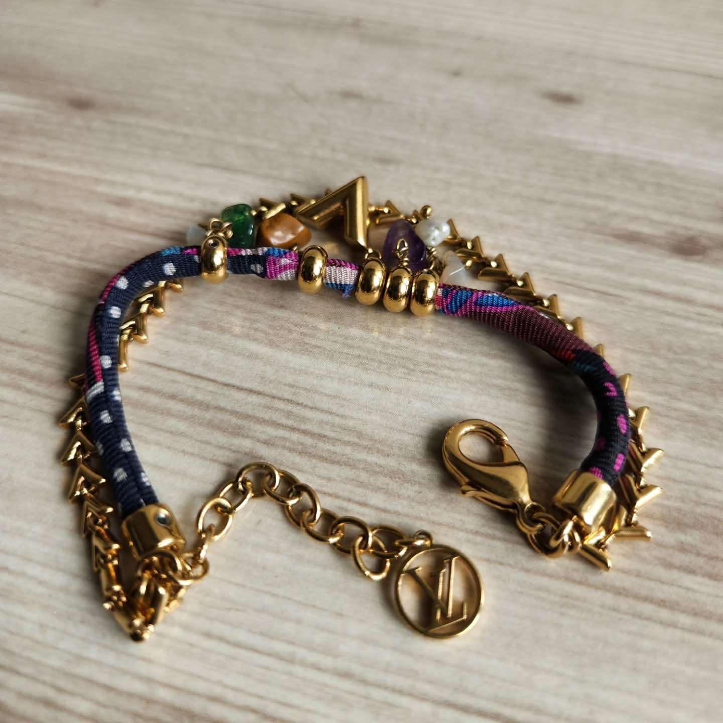 Louis Vuitton Naramek