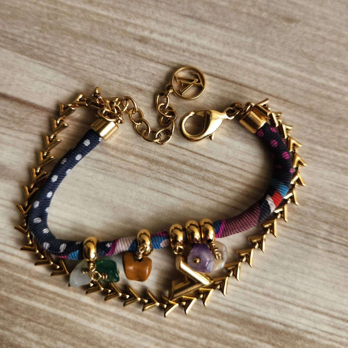 Louis Vuitton Naramek