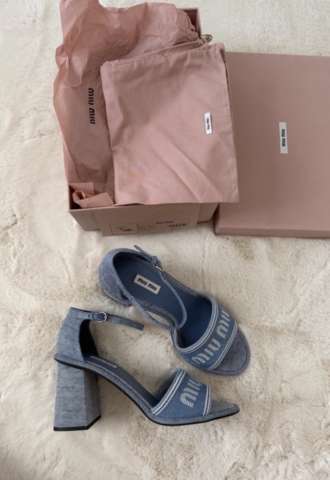 https://vipluxury.sk/Miu miu sandalky