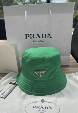 https://vipluxury.sk/Prada klobúk