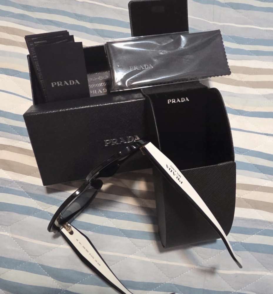 Prada okuliare
