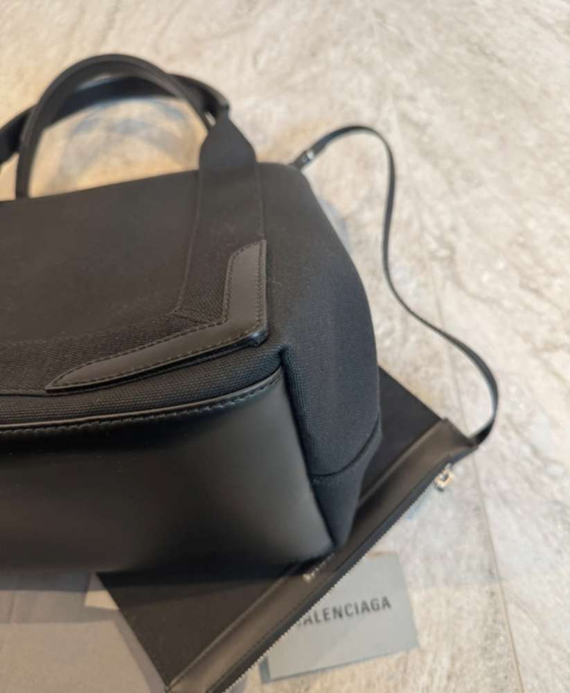 Balenciaga kabelka