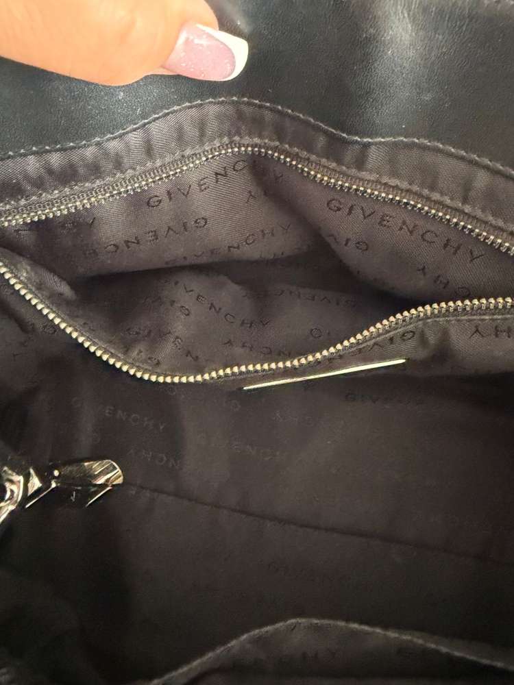 Givenchy kabelka