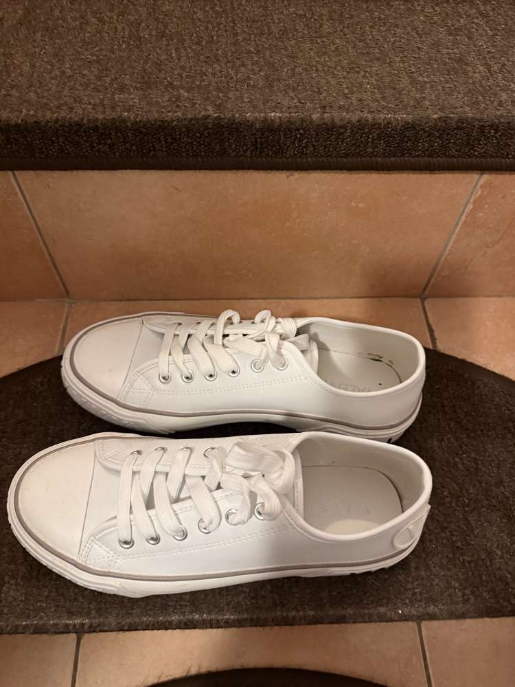 Tenisky Valentino