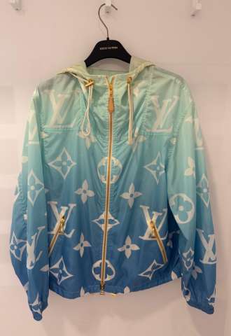 https://vipluxury.sk/Louis Vuitton Jacket 38