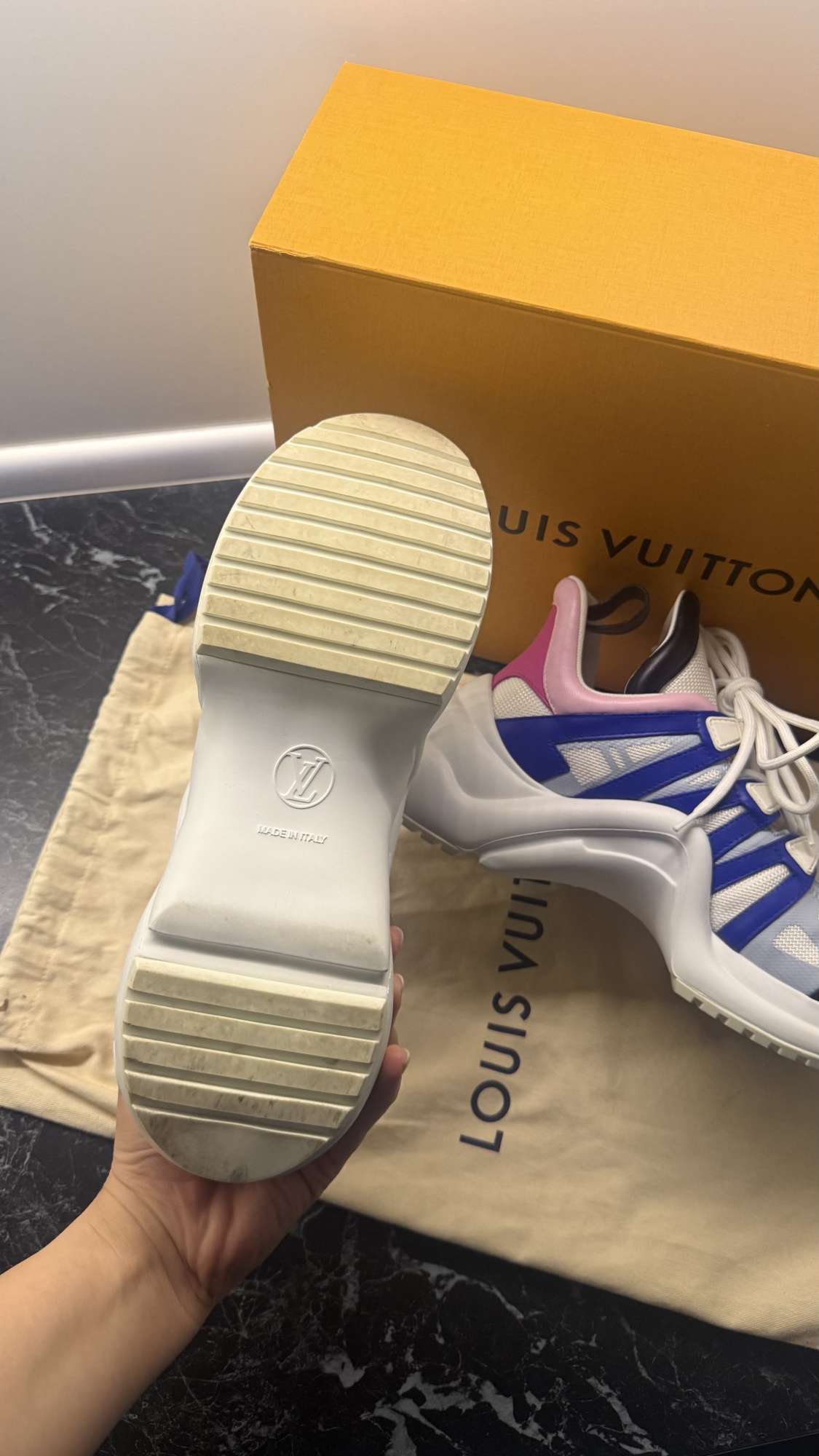 Louis Vuitton Archlight