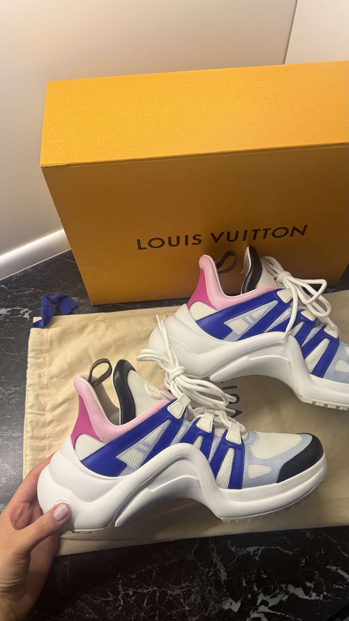 Louis Vuitton Archlight