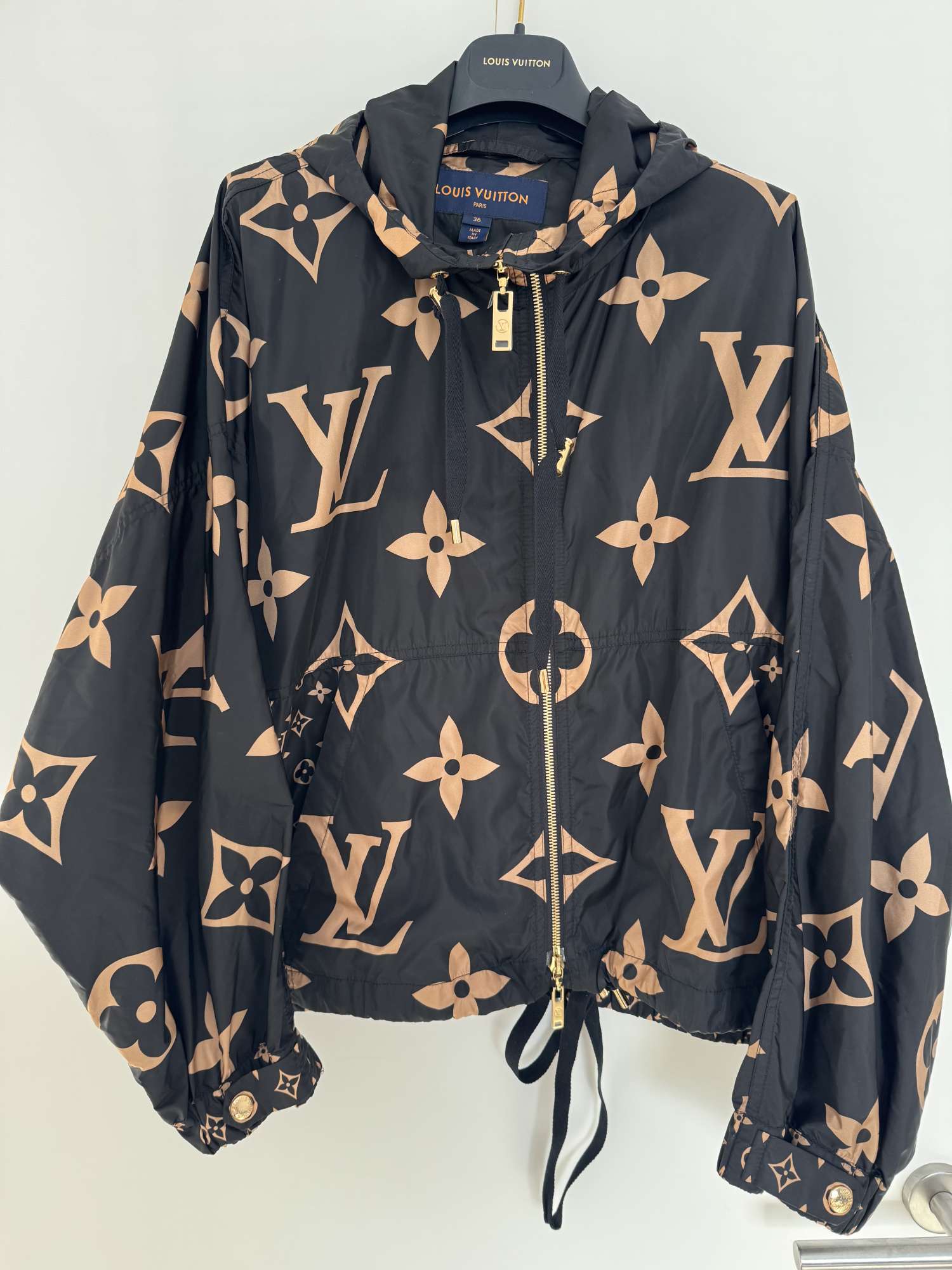 Louis Vuitton Jacket 36