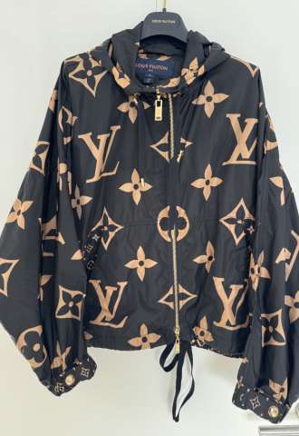 https://vipluxury.sk/Louis Vuitton Jacket 36