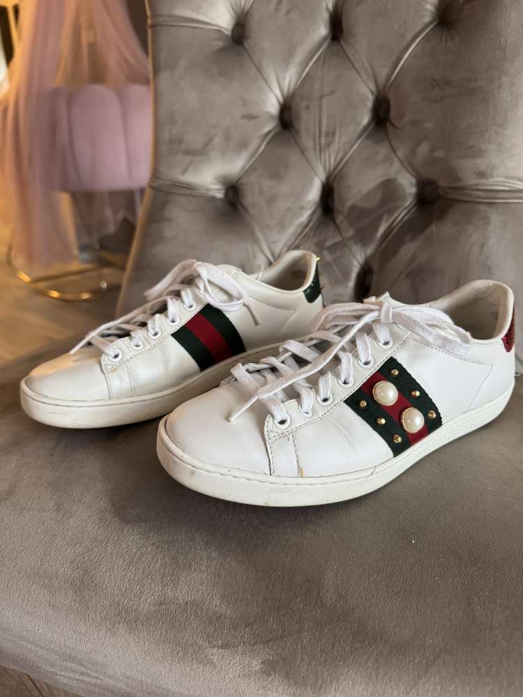 Gucci sneakers