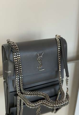 https://vipluxury.sk/YSL kabelka