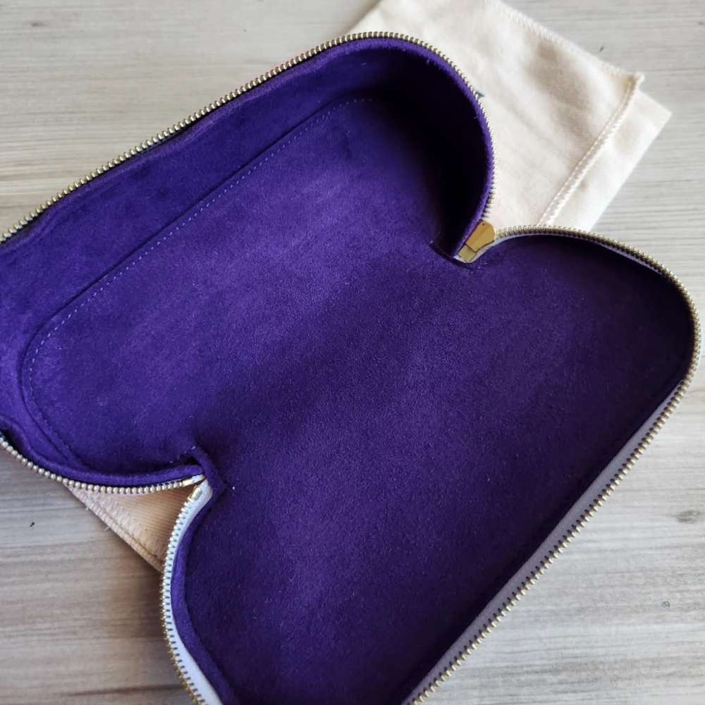 Louis Vuitton Pouzro na bryle