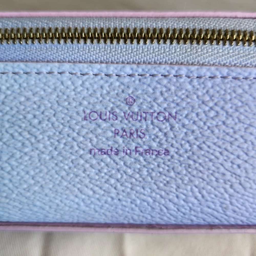 Louis Vuitton Pouzro na bryle