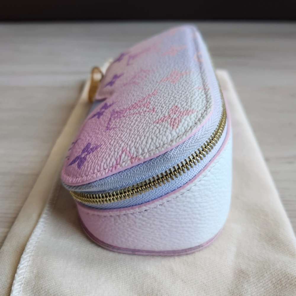 Louis Vuitton Pouzro na bryle