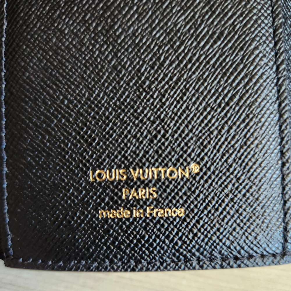 Louis Vuitton Victorine