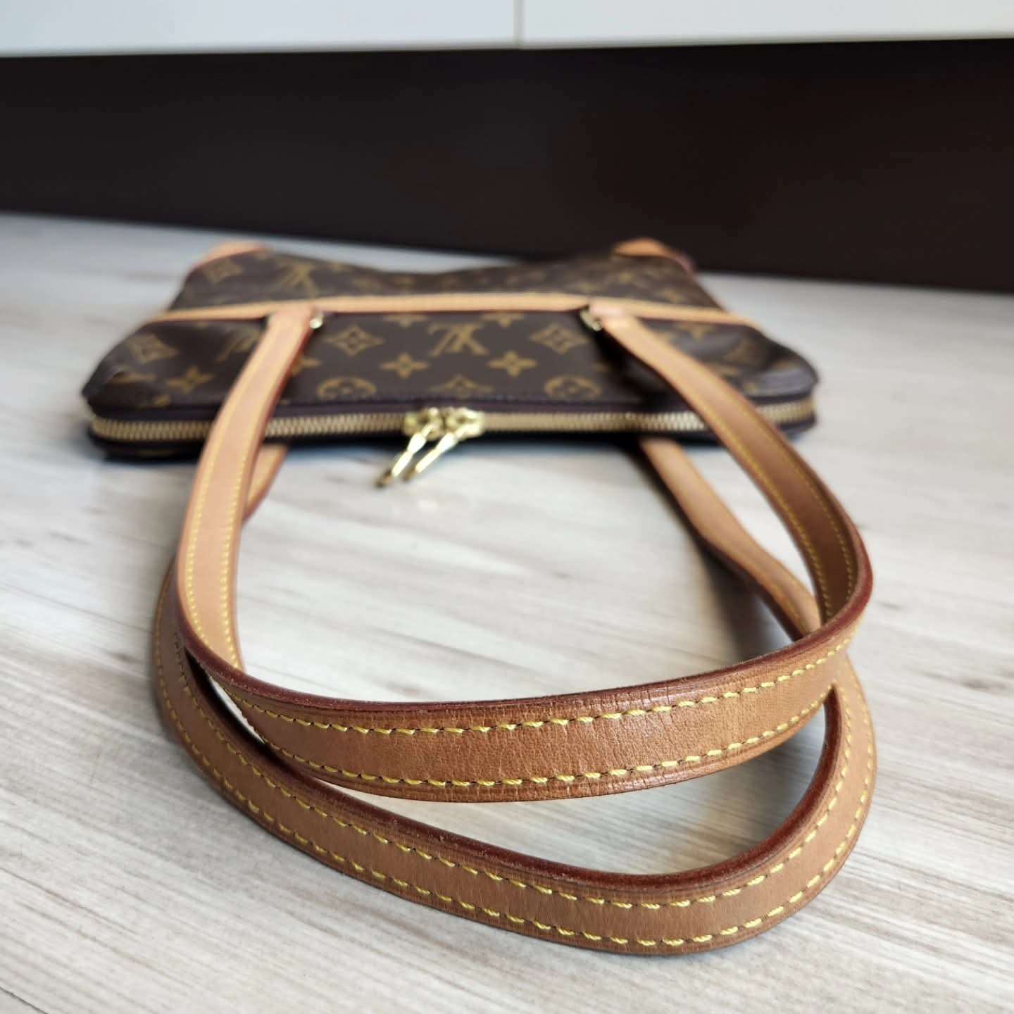 Louis Vuitton Coussin GM