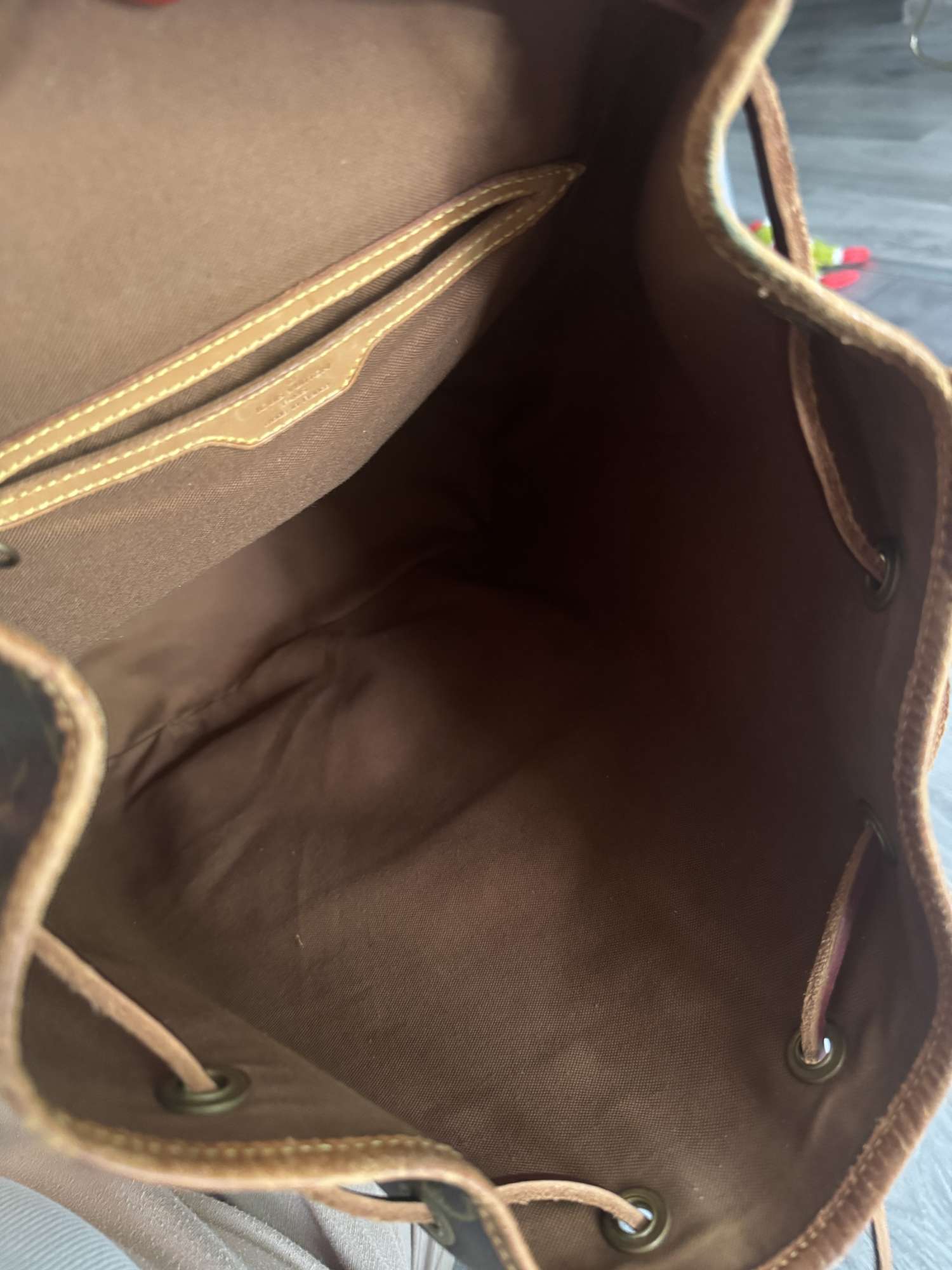 Louis Vuitton Montsouris Gm