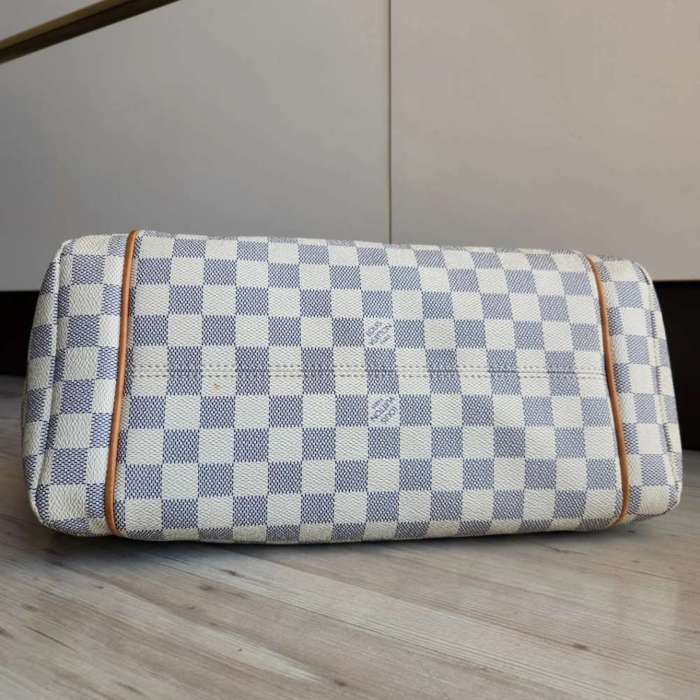 Louis Vuitton Totally MM