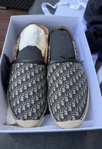 https://vipluxury.sk/Dior  espadrilky