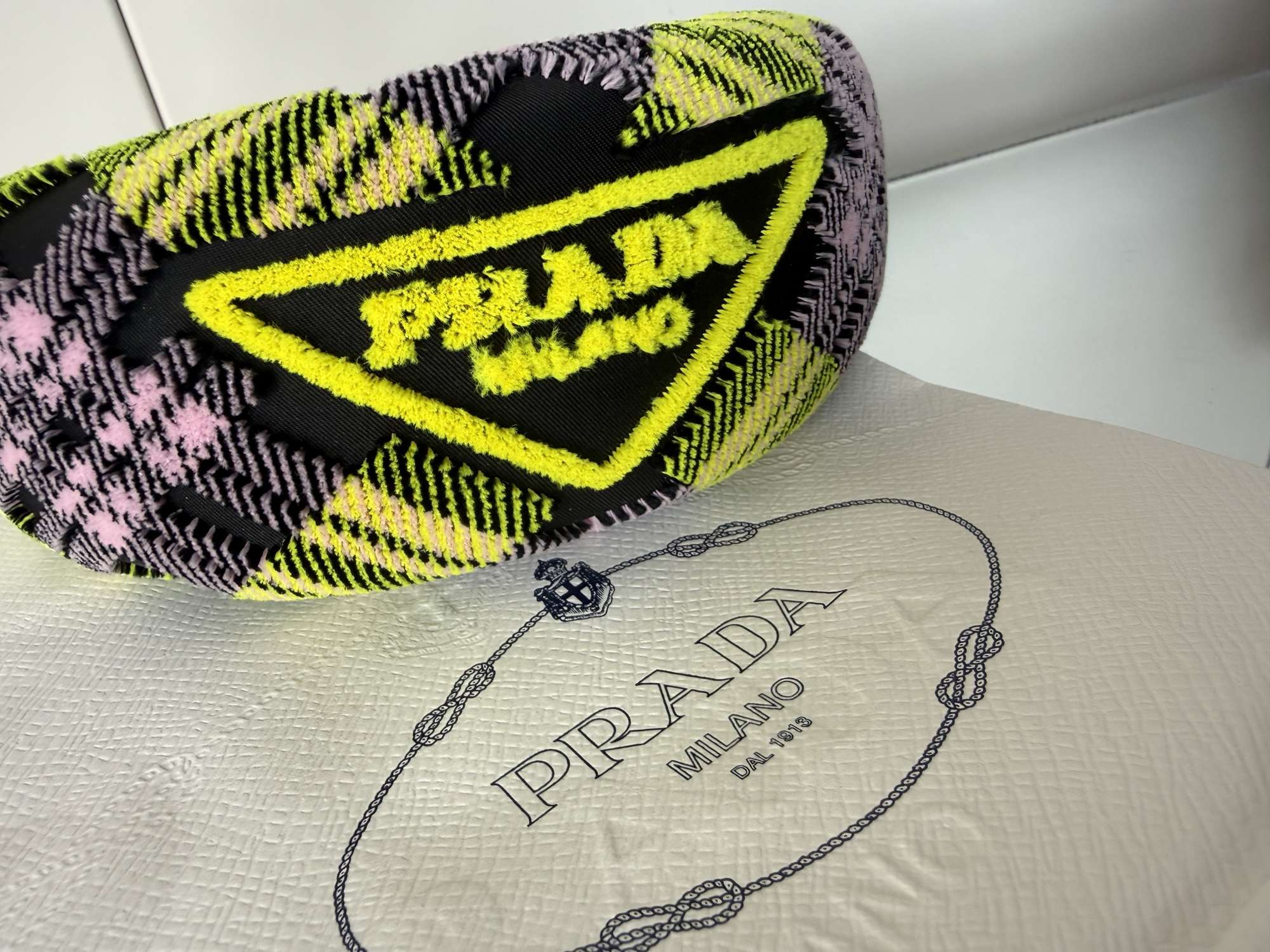 Prada celenka