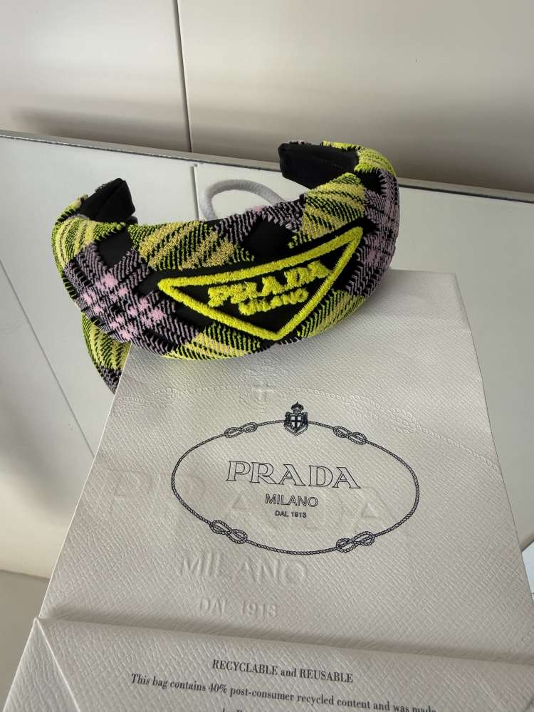 Prada celenka