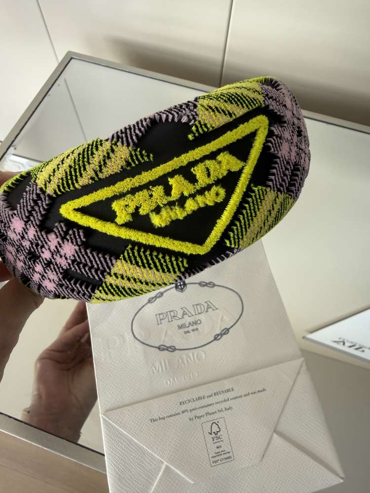 Prada celenka