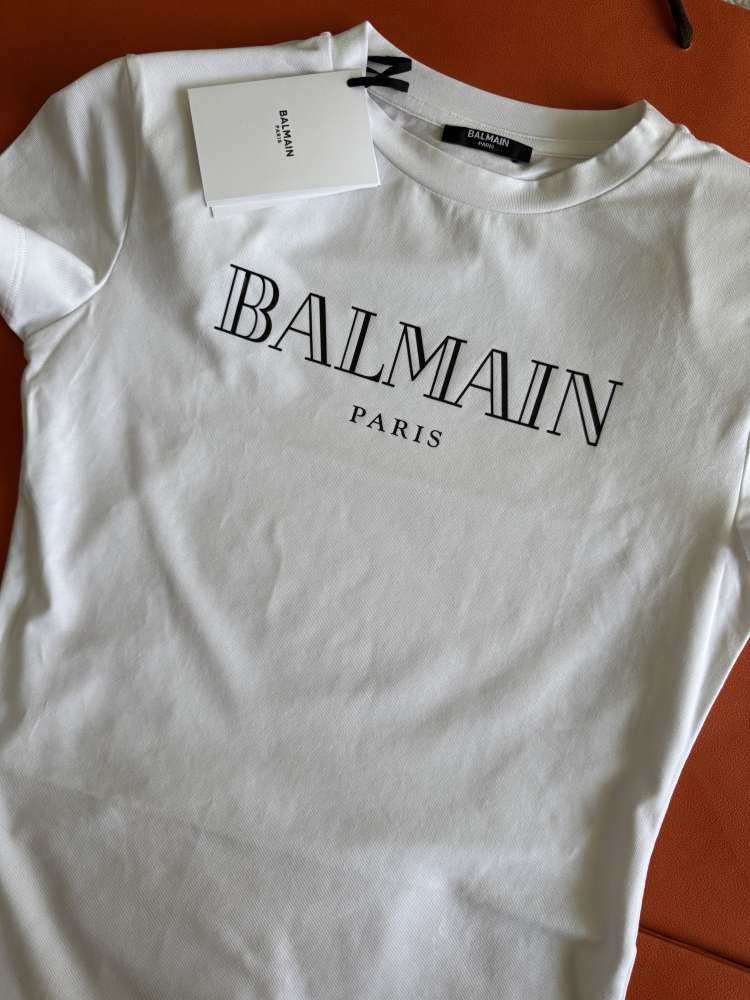 Balmain šaty