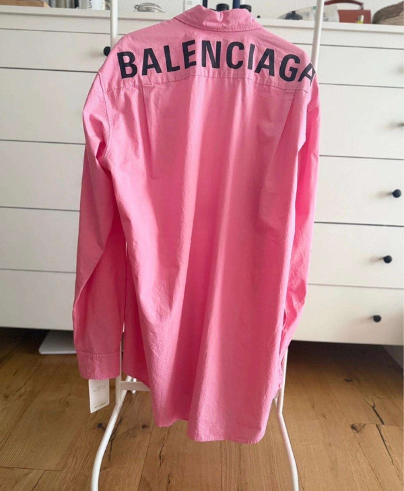 Balenciaga košeľa