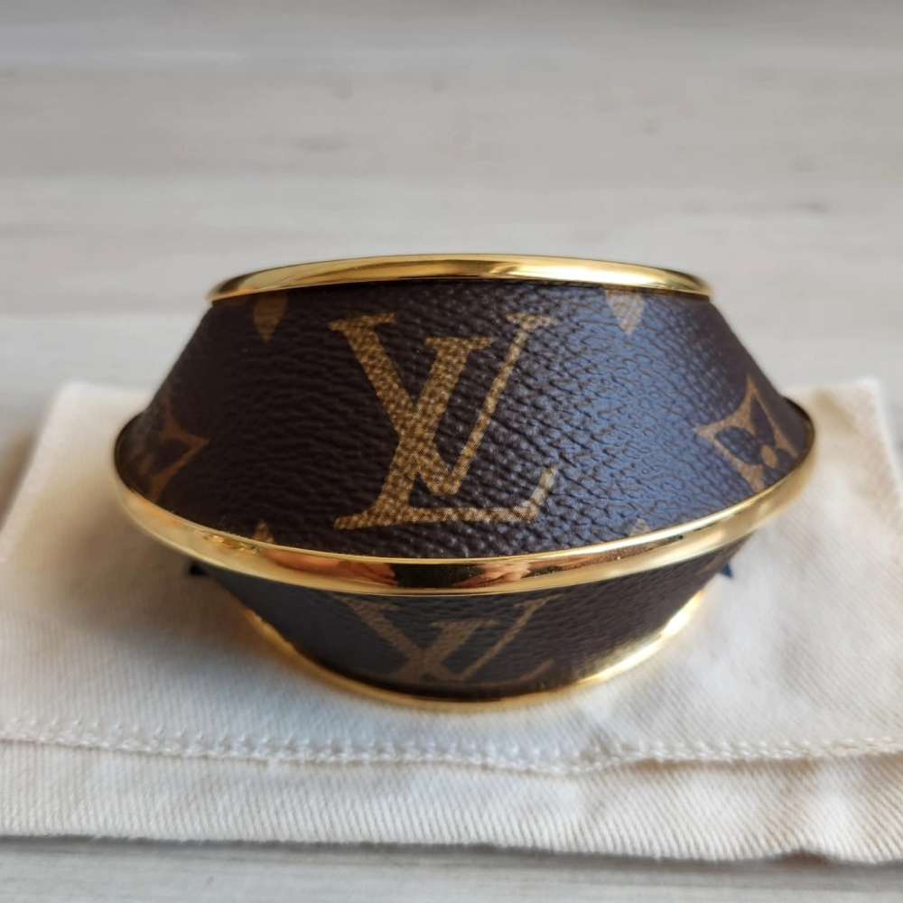 Louis Vuitton Naramek