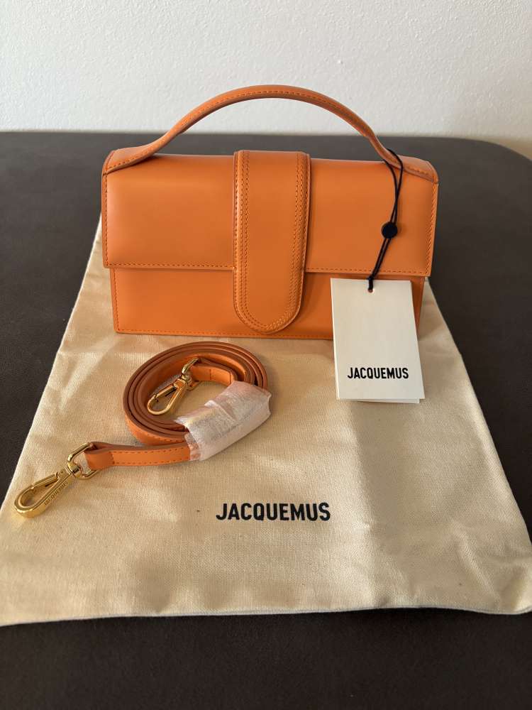 Jacquemus Le Grand Bambino