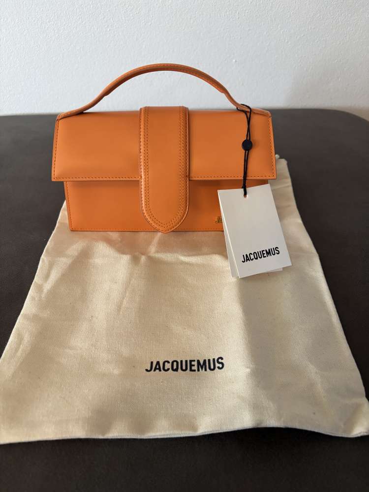 Jacquemus Le Grand Bambino