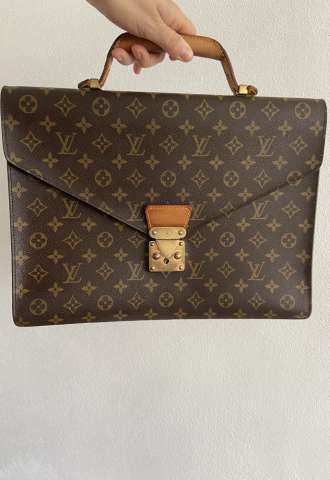 https://vipluxury.sk/Louis Vuitton briefcase