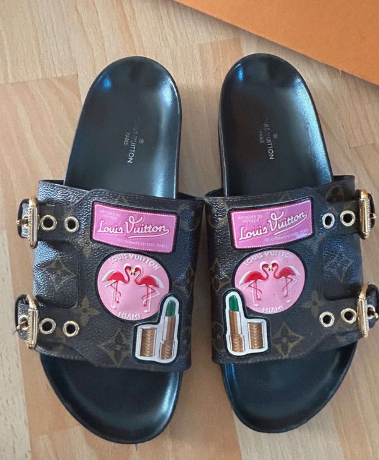 Louis Vuitton šľapky