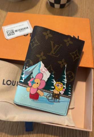 https://vipluxury.sk/Louis Vuitton obal na pas