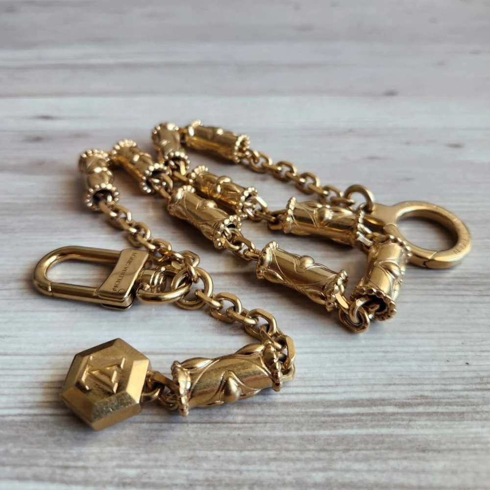 Louis Vuitton Tubular Chain Belt