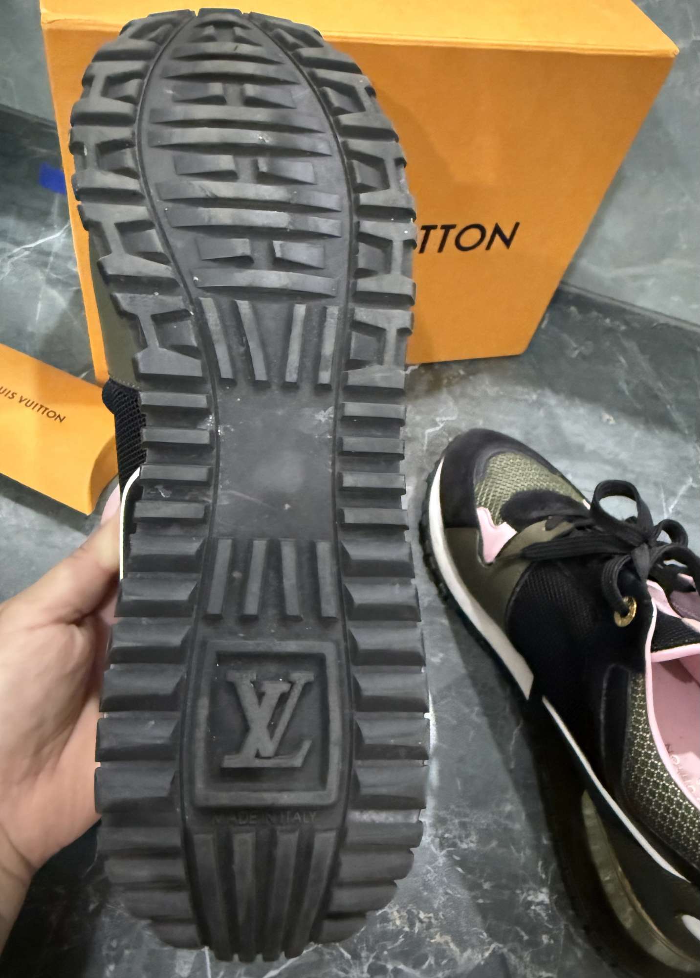Tenisky Louis Vuitton Run Away